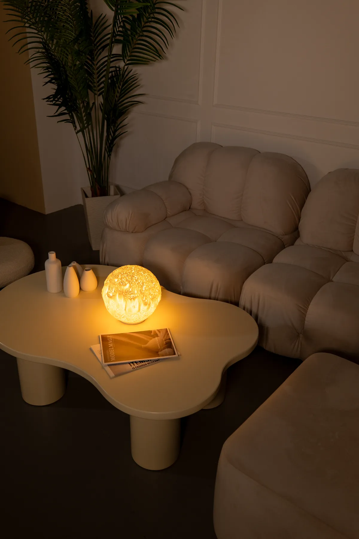 O9 Reef Sculpted Lamp - product image