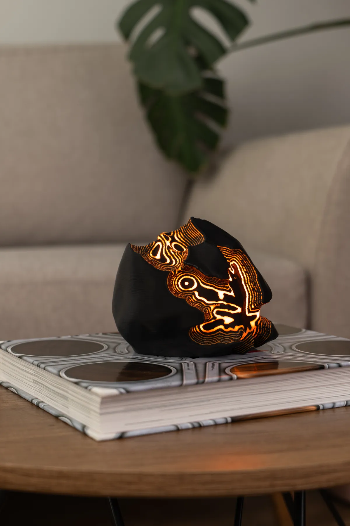 O12-s Fire Sculpted Mini Lamp - product image